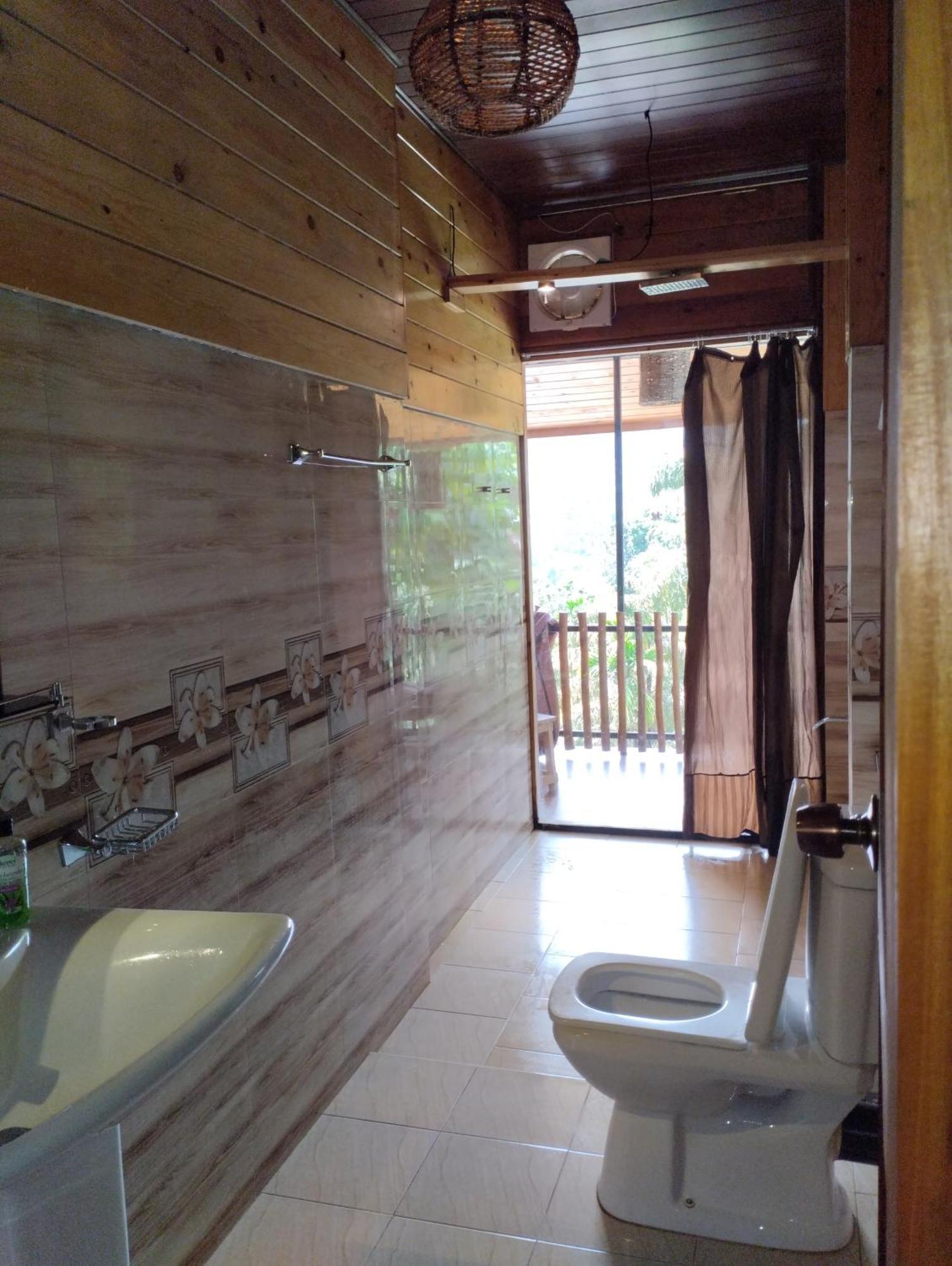 Ella Wood Cabin Luaran gambar